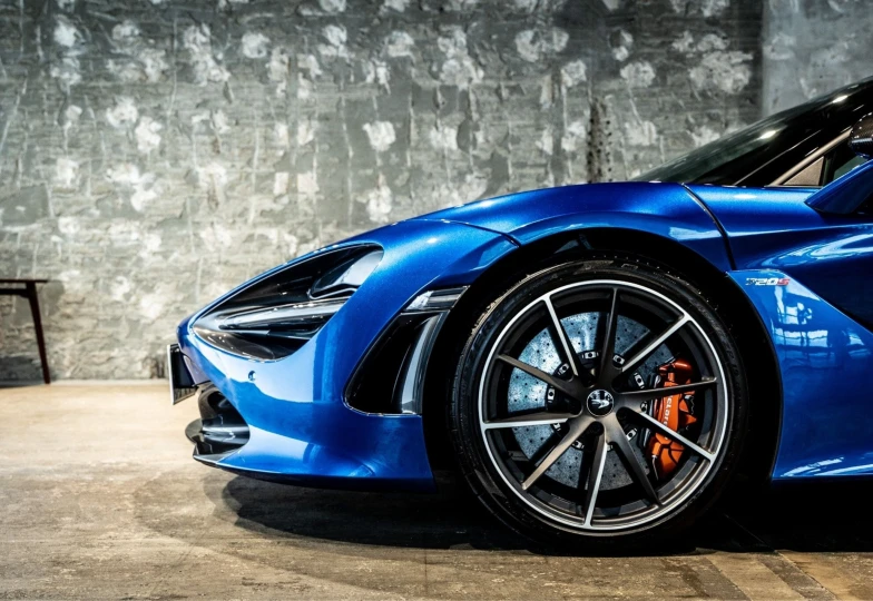 McLaren 720S Blue
