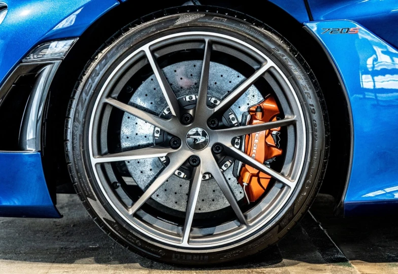 McLaren 720S Blue