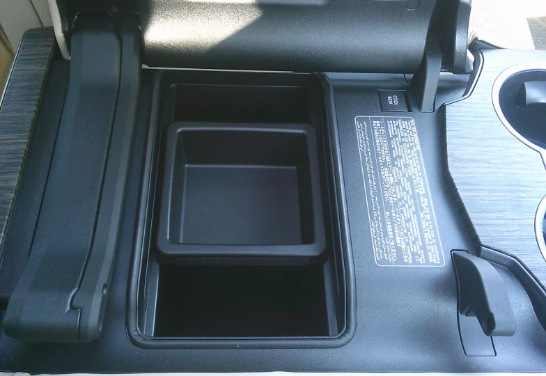 Toyota Land Cruiser White