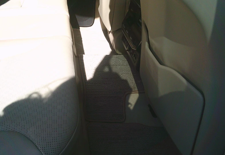 Toyota Land Cruiser White