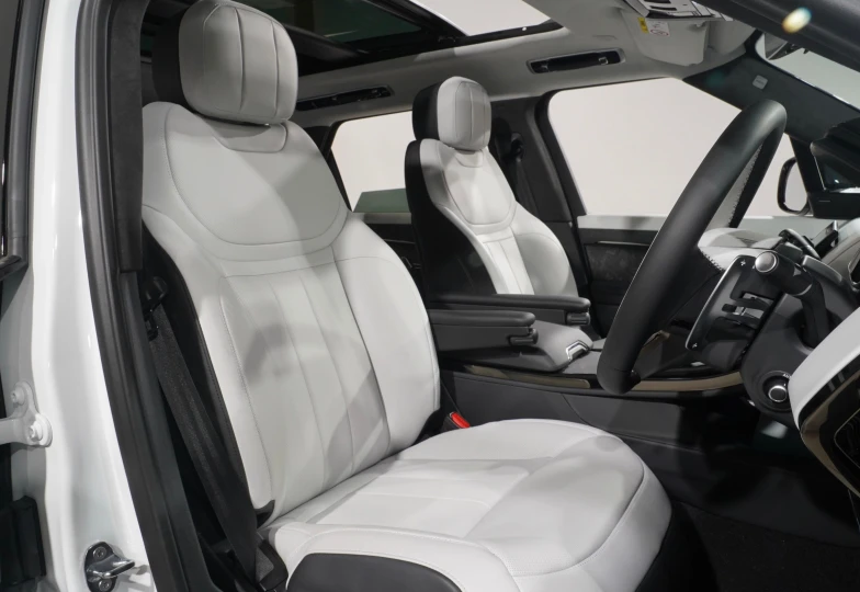 Land Rover Range Rover Sport White