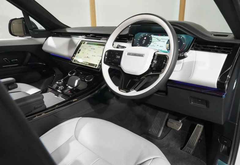 Land Rover Range Rover Sport White