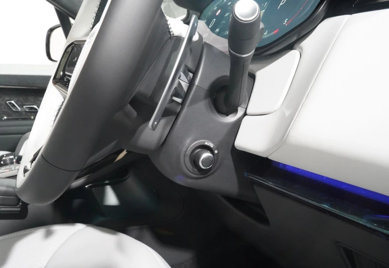 Land Rover Range Rover Sport White