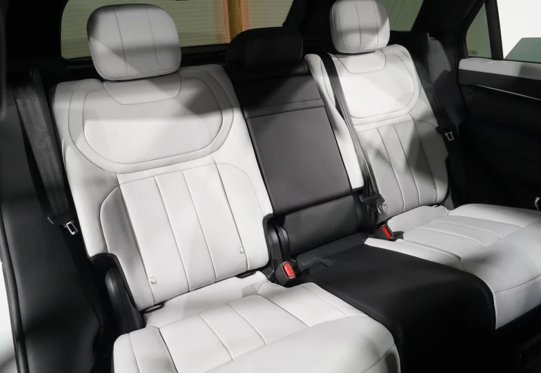 Land Rover Range Rover Sport White