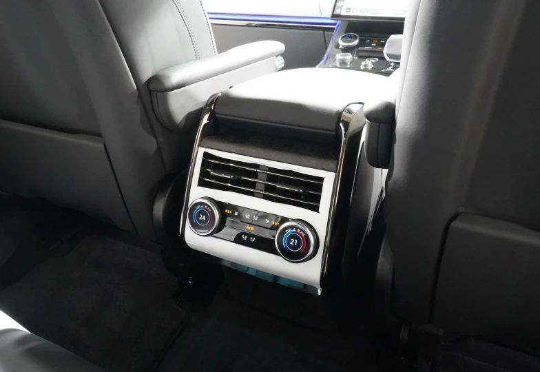 Land Rover Range Rover Sport White