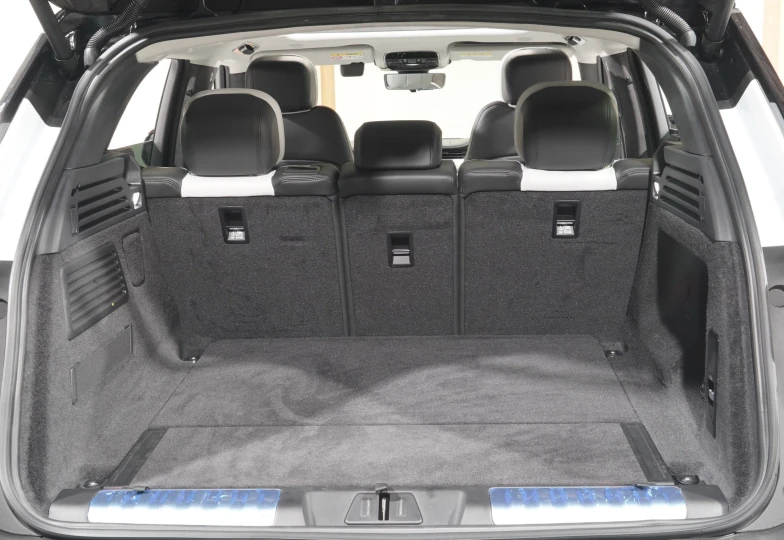 Land Rover Range Rover Sport White