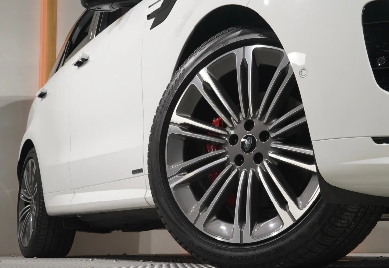 Land Rover Range Rover Sport White