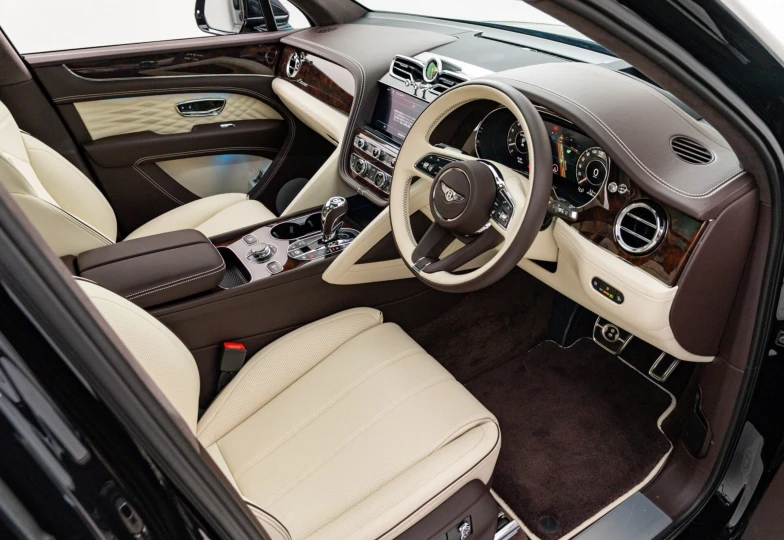 Bentley Bentayga Black