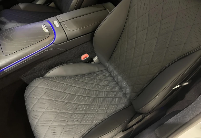 Mercedes E-class White