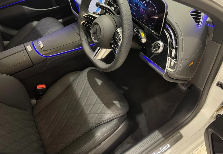 Mercedes E-class White