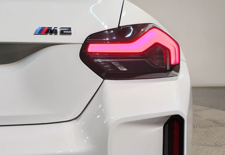 BMW M2 Белый