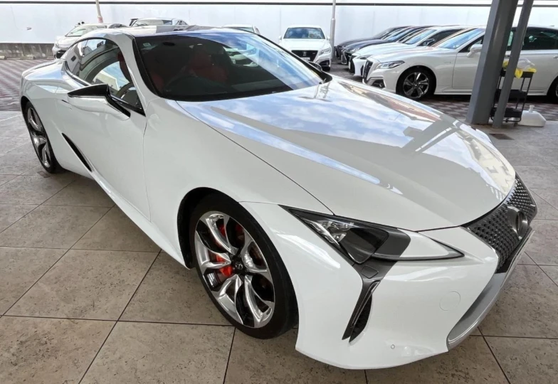Lexus LC White