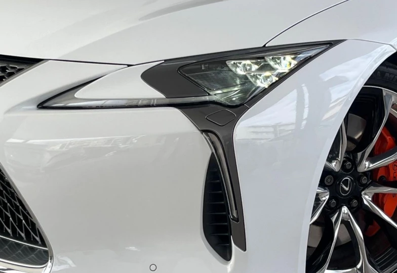 Lexus LC White