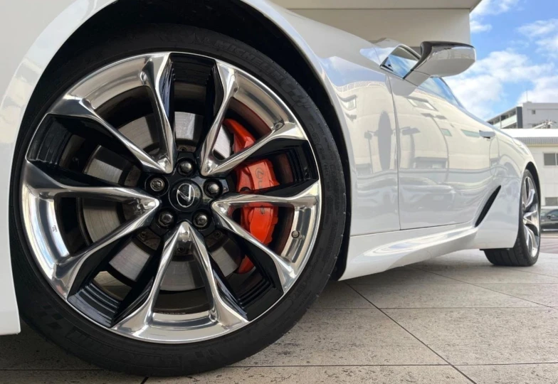 Lexus LC White