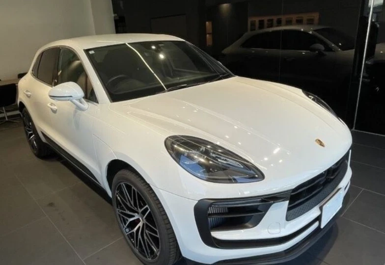 Porsche Macan White