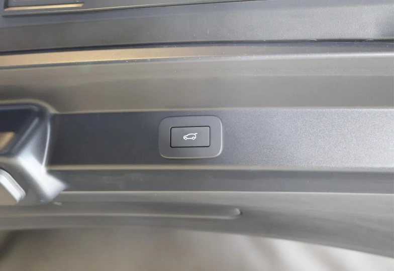 Land Rover Range Rover Sport Blue