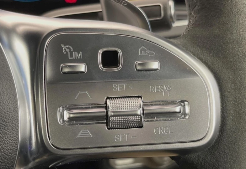 Mercedes GLE-class White