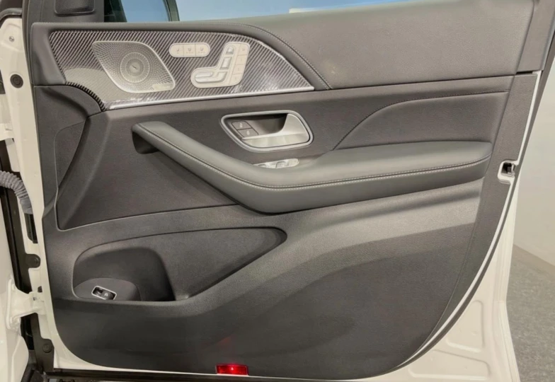 Mercedes GLE-class White