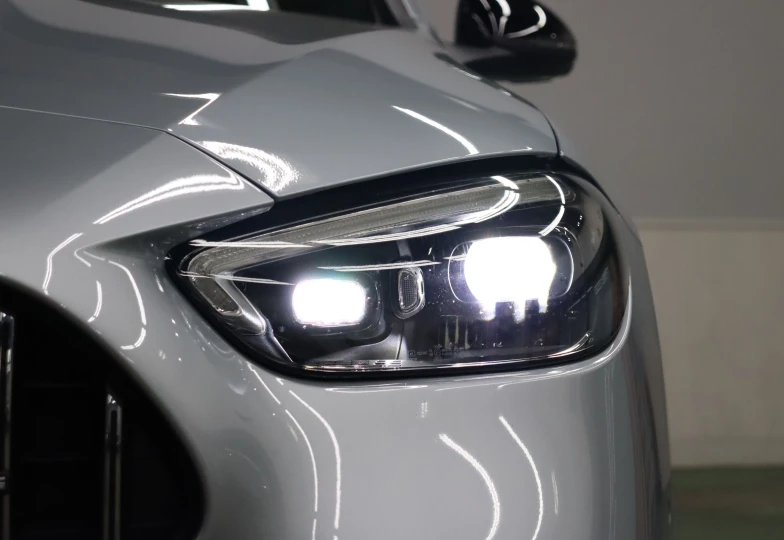 Mercedes C-class Grey