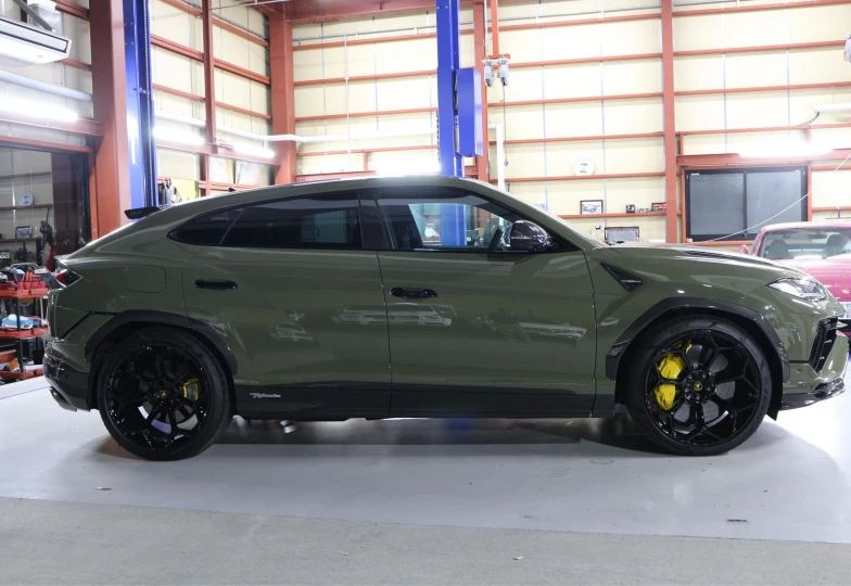 Lamborghini Urus Green