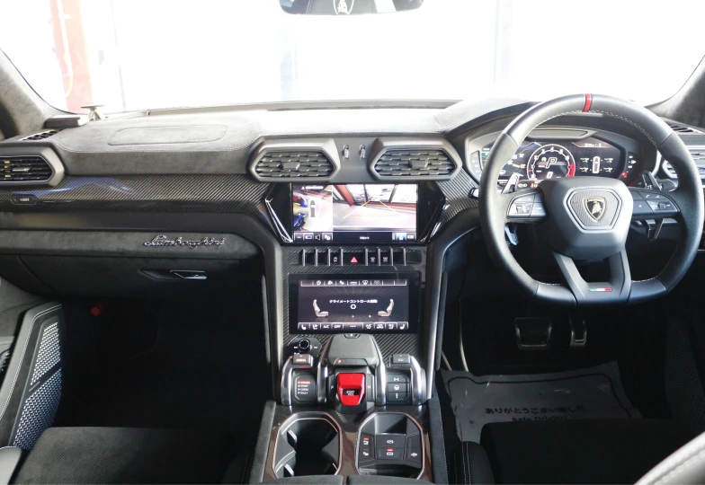 Lamborghini Urus Green