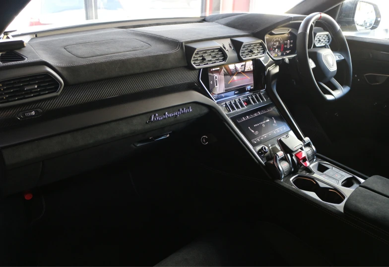 Lamborghini Urus Green