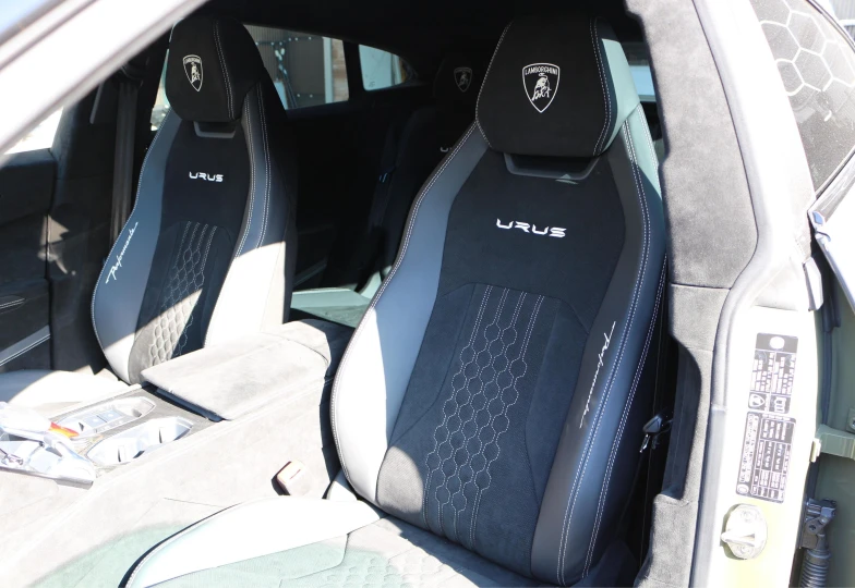 Lamborghini Urus Green