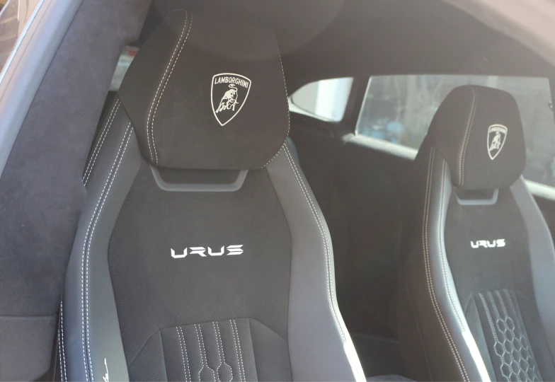 Lamborghini Urus Green