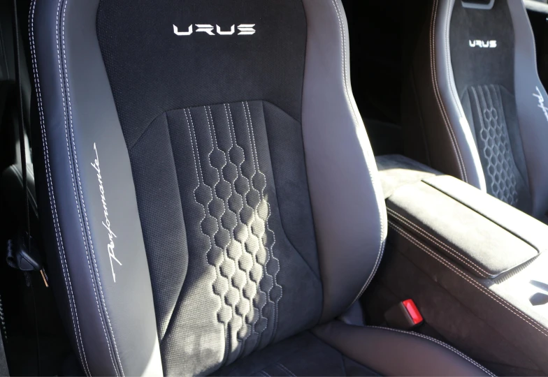 Lamborghini Urus Green