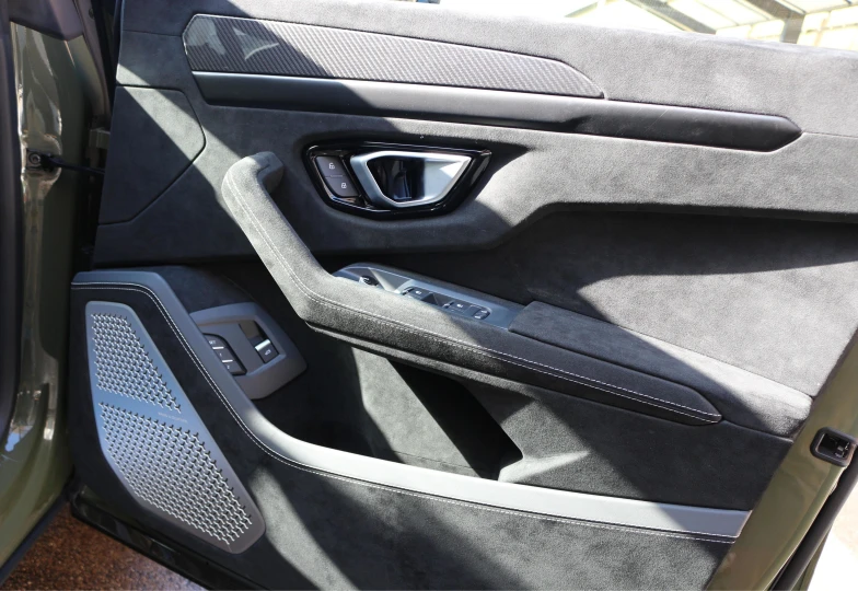 Lamborghini Urus Green