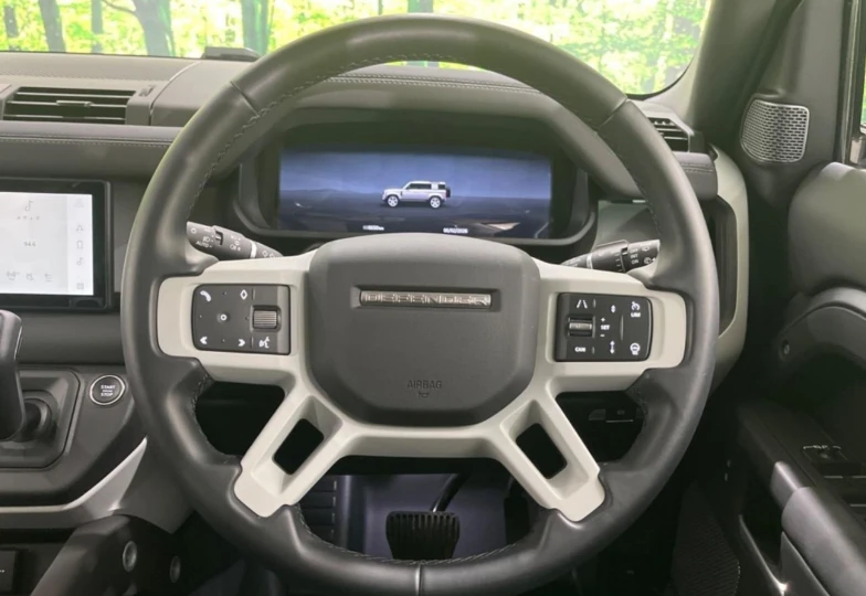 Land Rover Defender Grey