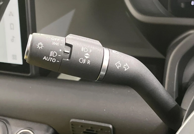 Land Rover Defender Grey