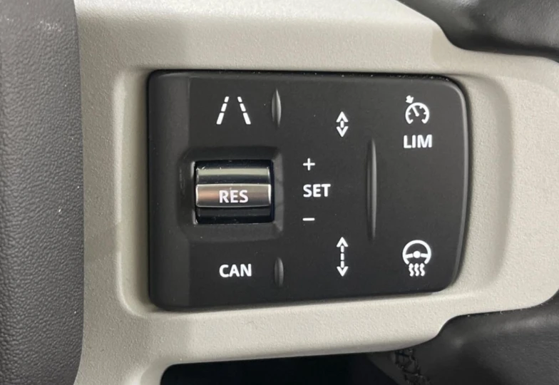 Land Rover Defender Grey