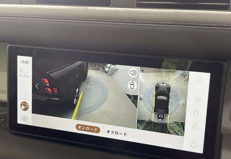 Land Rover Defender Grey