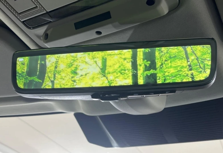 Land Rover Defender Grey