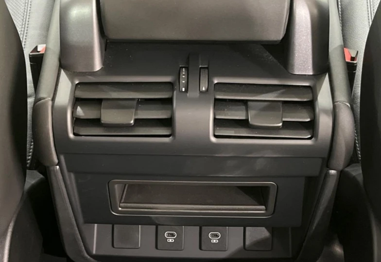 Land Rover Defender Grey