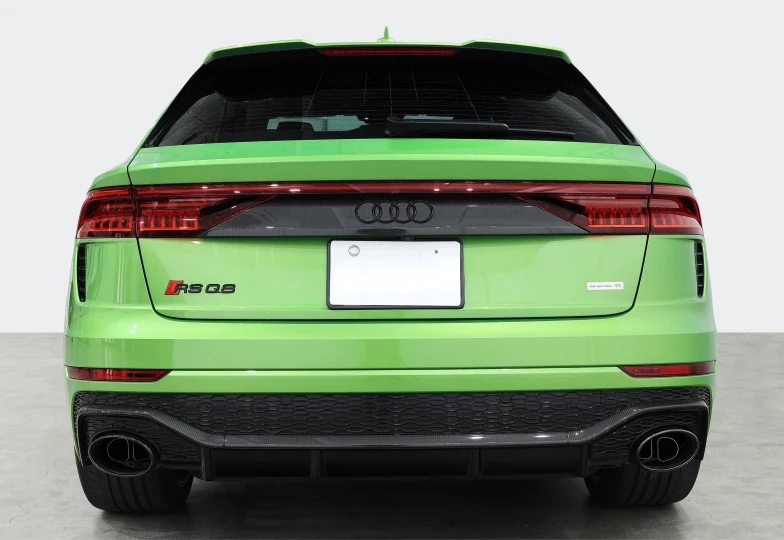 Audi RS Q8 Green