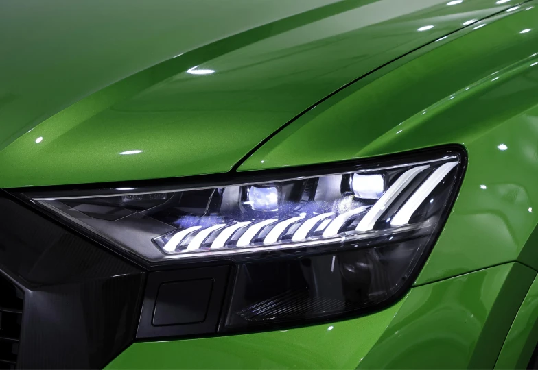 Audi RS Q8 Green