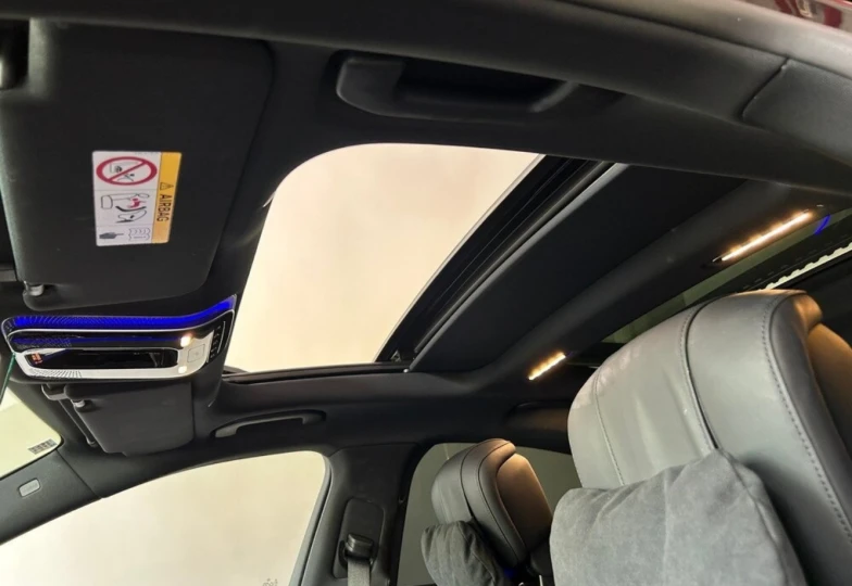 Mercedes S-class Black