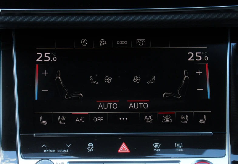 Audi SQ8 Черный