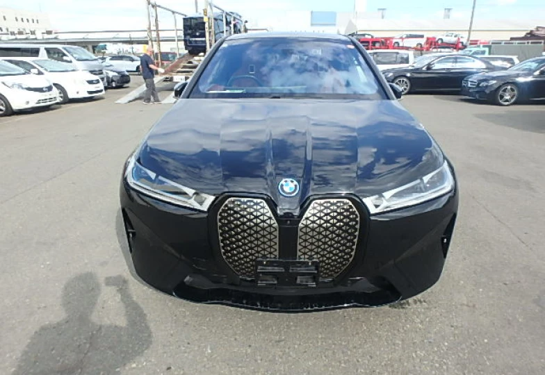 BMW iX Black