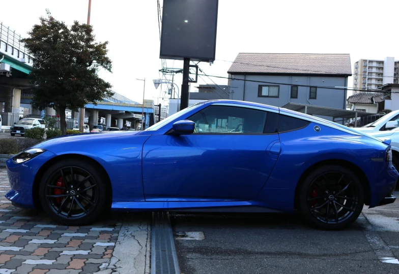 Nissan Fairlady z Blue