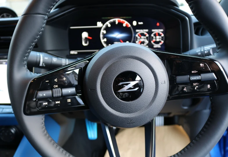 Nissan Fairlady z Blue