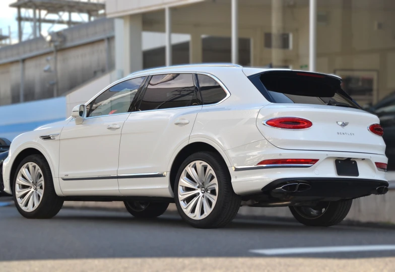 Bentley Bentayga White