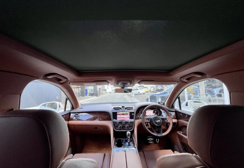 Bentley Bentayga White