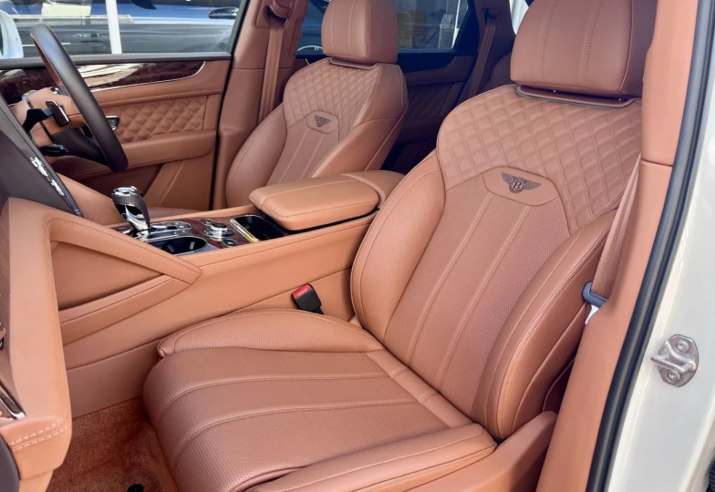 Bentley Bentayga White