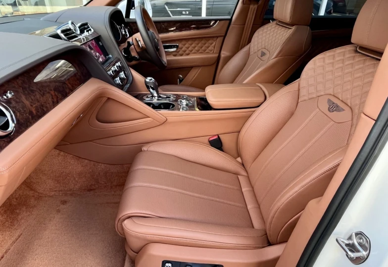 Bentley Bentayga White