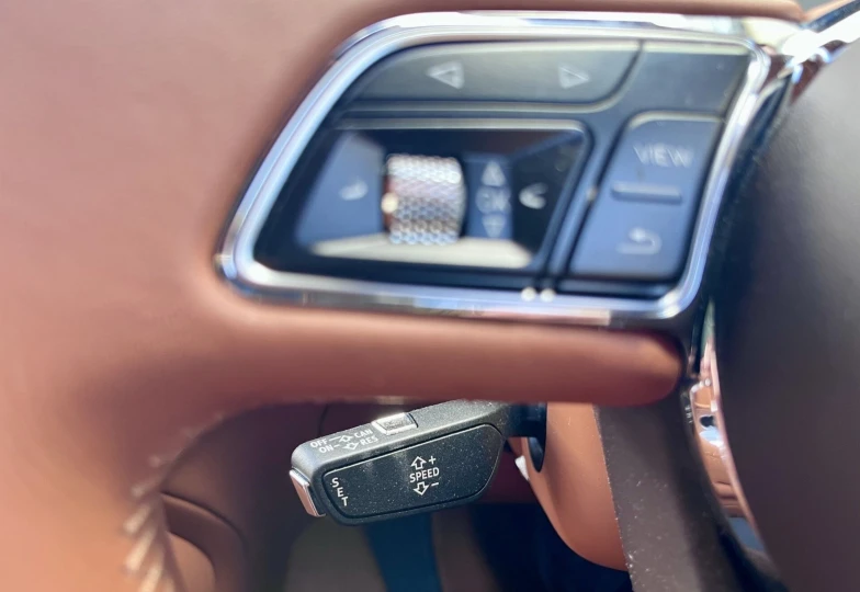 Bentley Bentayga White