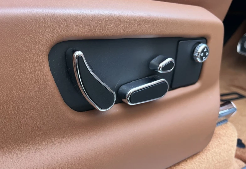 Bentley Bentayga White