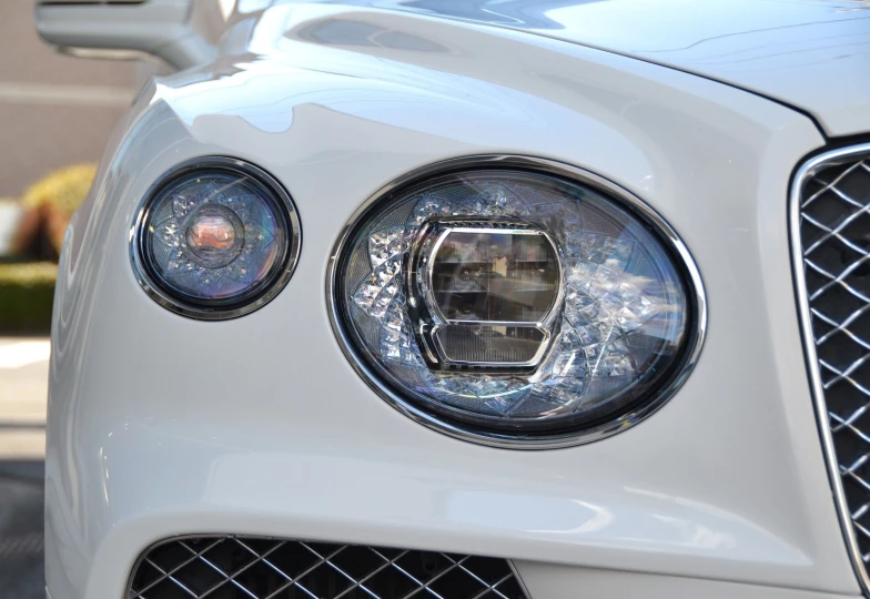 Bentley Bentayga White